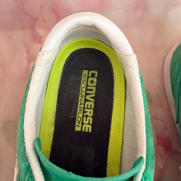 Converse Green and White Sneakers - Picture 3 of 9